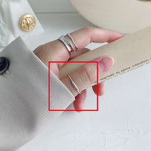 Load image into Gallery viewer, Simple Minimalistic Ring for Woman, Gold And Silver Color