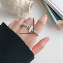 Load image into Gallery viewer, Simple Minimalistic Ring for Woman, Gold And Silver Color