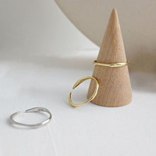 Load image into Gallery viewer, Simple Minimalistic Ring for Woman, Gold And Silver Color

